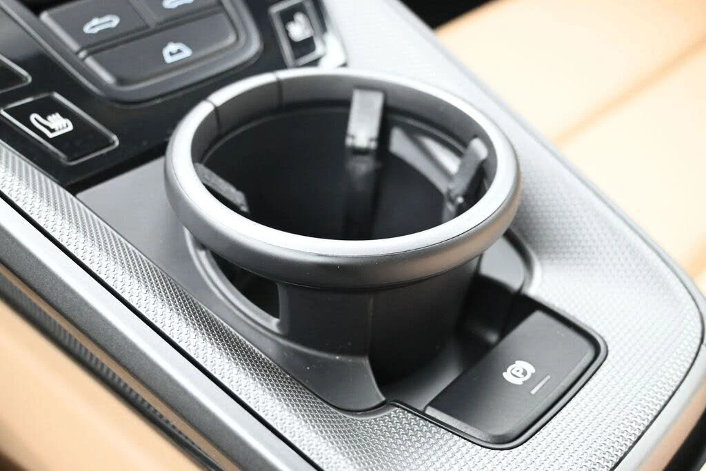 2020 Porsche 992 Carrera 4S - Image 17 of 31