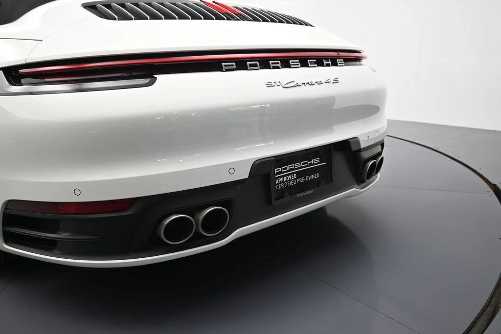 2020 Porsche 992 Carrera 4S - Image 29 of 31