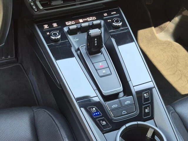 2020 Porsche 992 Carrera 4S - Image 18 of 31