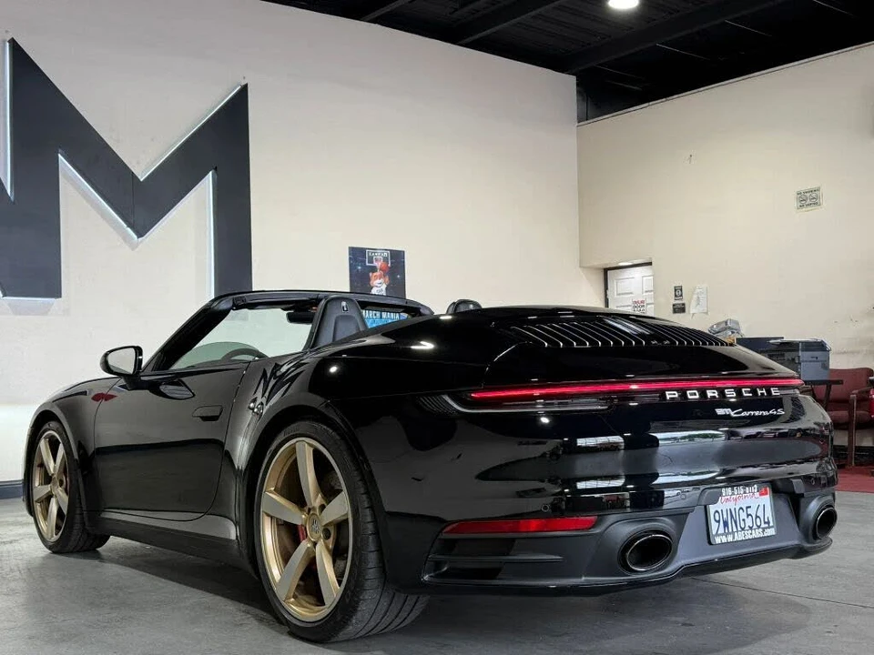 2020 Porsche 992 Carrera 4S - Image 12 of 27