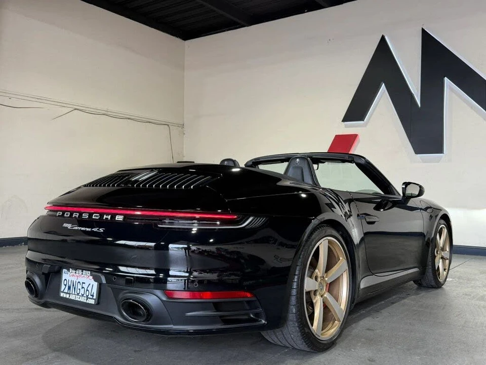 2020 Porsche 992 Carrera 4S - Image 10 of 27