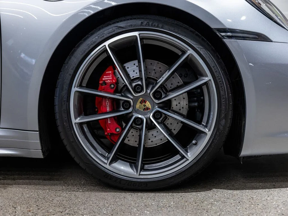 2020 Porsche 992 Carrera 4S - Image 21 of 31