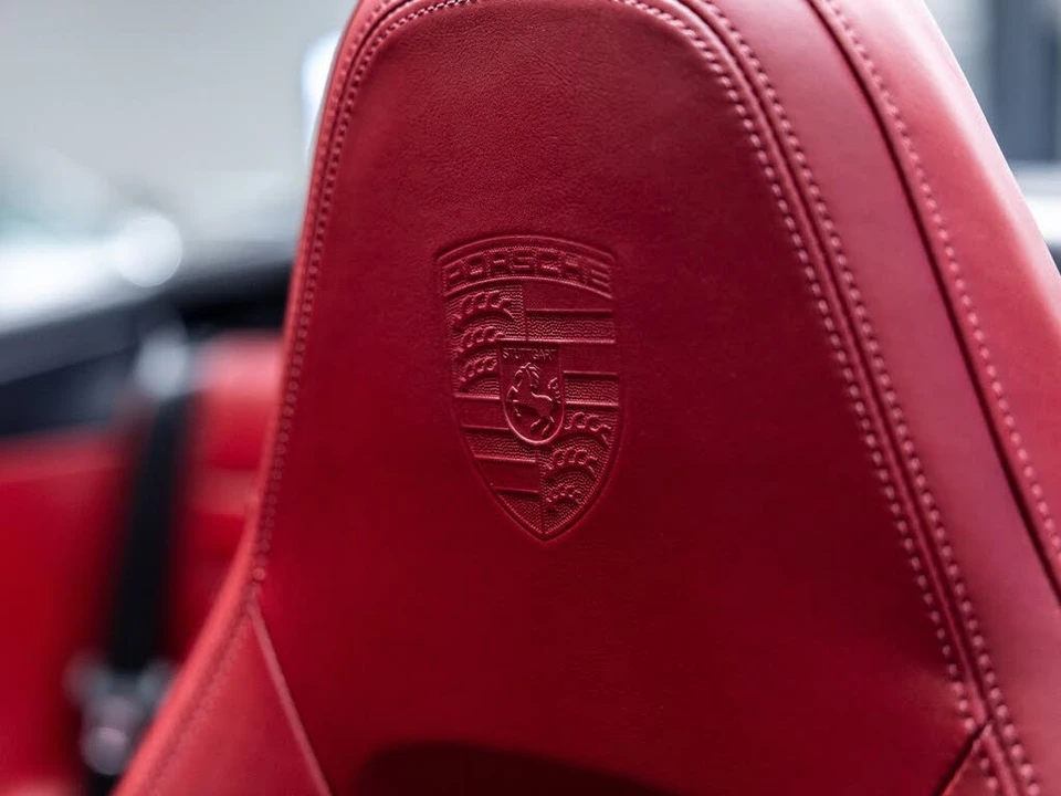2020 Porsche 992 Carrera 4S - Image 30 of 31