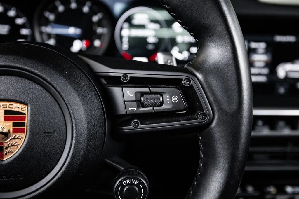 2020 Porsche 992 Carrera 4S - Image 16 of 29