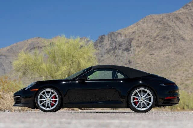 2020 Porsche 992 Carrera 4S - Image 19 of 31