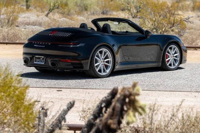 2020 Porsche 992 Carrera 4S - Image 9 of 31