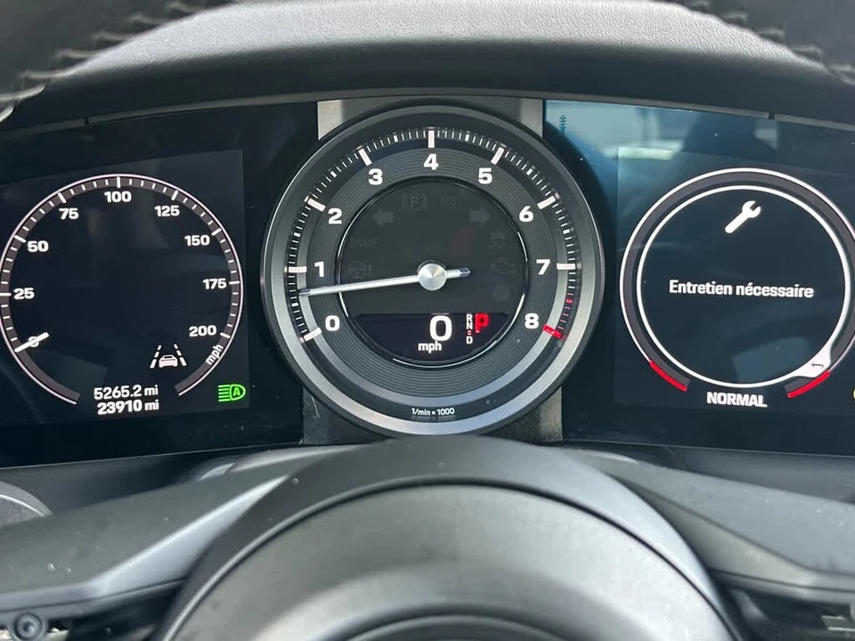 2020 Porsche 992 Carrera 4S - Image 27 of 31