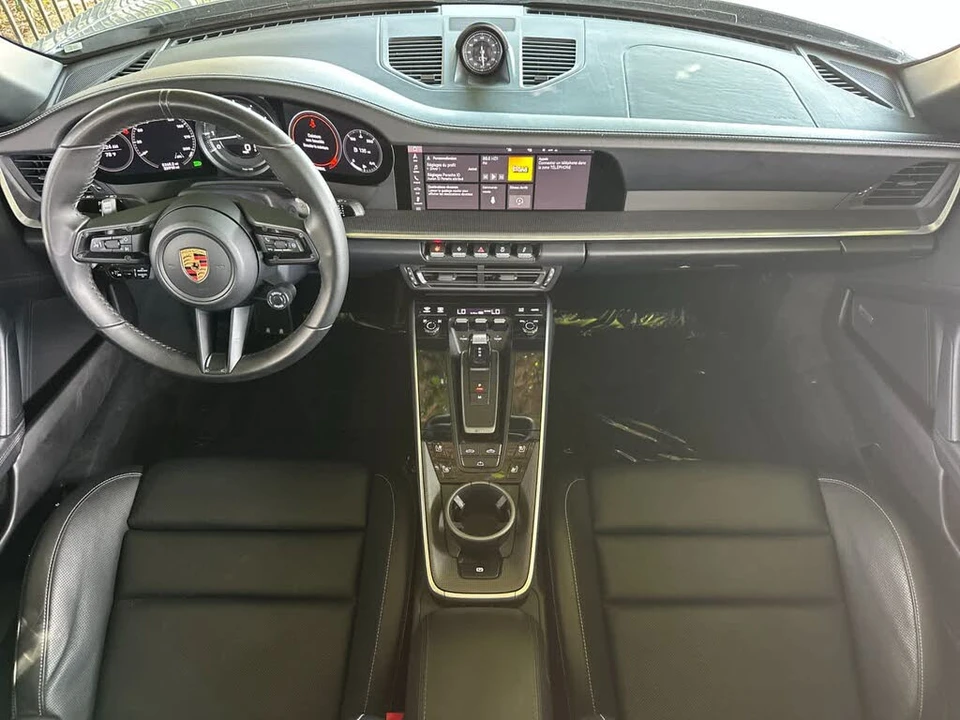 2020 Porsche 992 Carrera 4S - Image 6 of 31