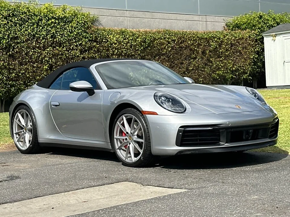 2020 Porsche 992 Carrera 4S - Image 10 of 31