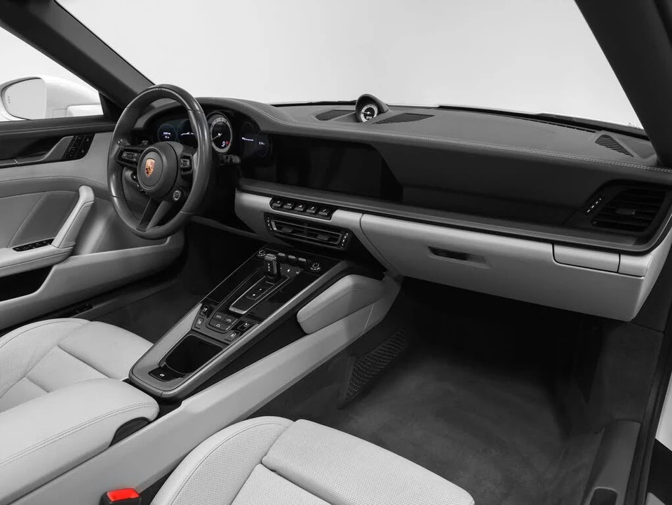 2020 Porsche 992 Carrera 4S - Image 29 of 31