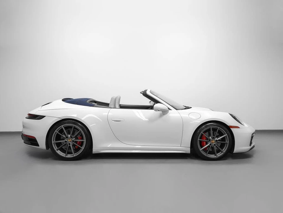 2020 Porsche 992 Carrera 4S - Image 14 of 31