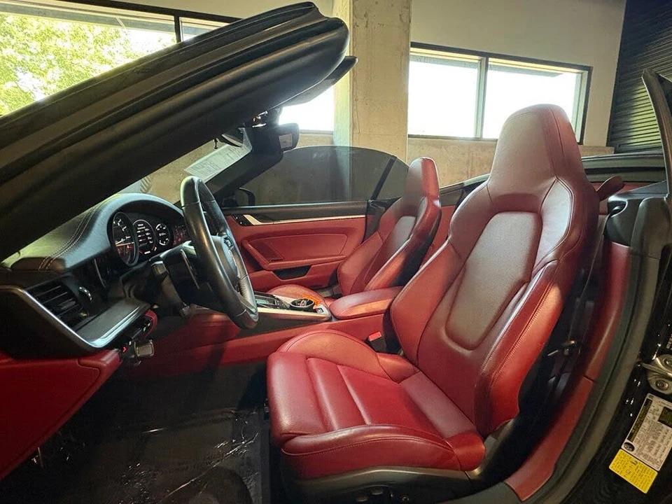 2020 Porsche 992 Carrera 4S - Image 5 of 27