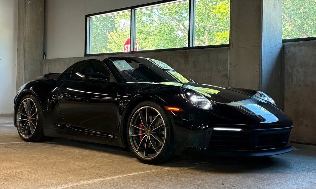 2020 Porsche 992 Carrera 4S - Image 12 of 27