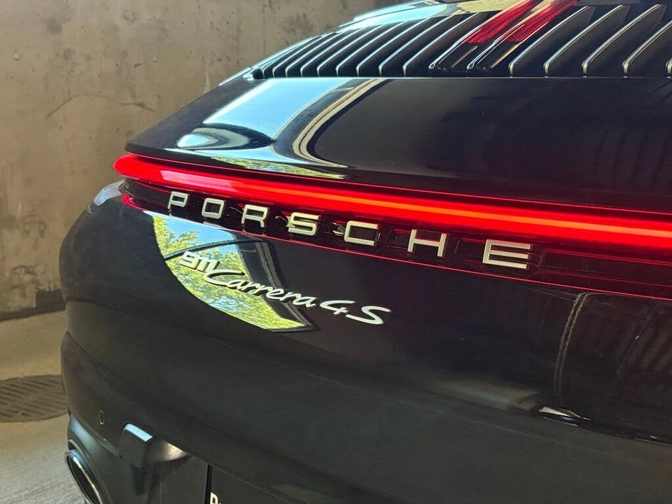 2020 Porsche 992 Carrera 4S - Image 13 of 27