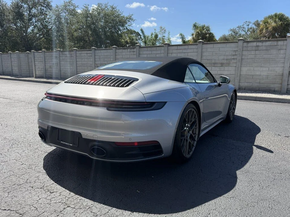 2020 Porsche 992 Carrera 4S - Image 6 of 31