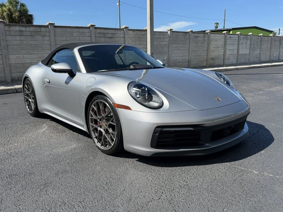 2020 Porsche 992 Carrera 4S - Image 8 of 31