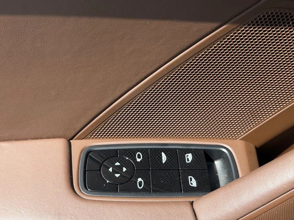 2020 Porsche 992 Carrera 4S - Image 21 of 31