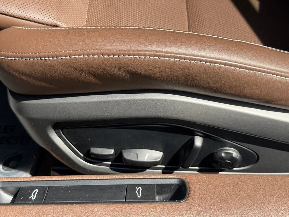 2020 Porsche 992 Carrera 4S - Image 23 of 31