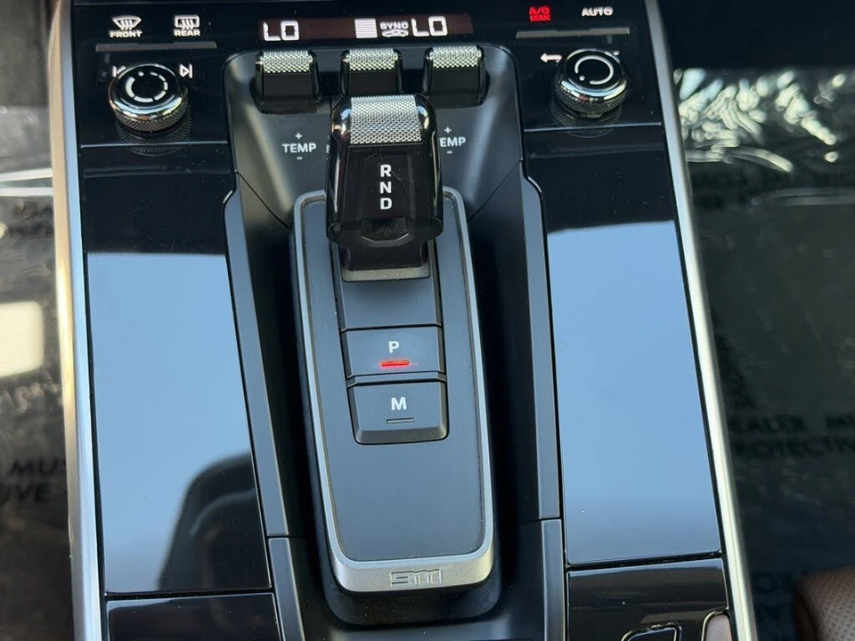 2020 Porsche 992 Carrera 4S - Image 28 of 31