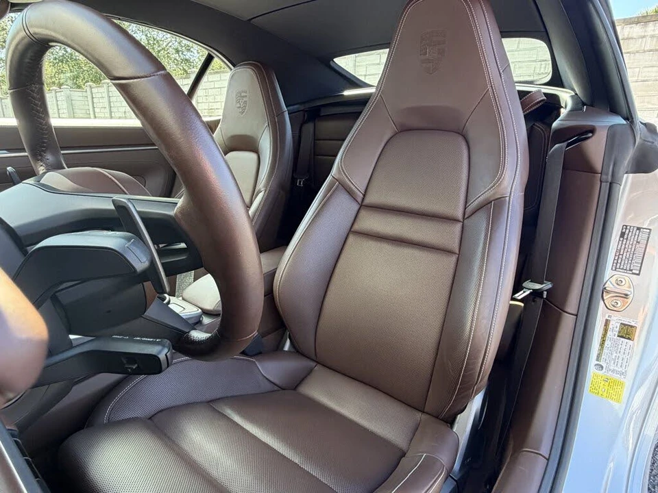 2020 Porsche 992 Carrera 4S - Image 5 of 31
