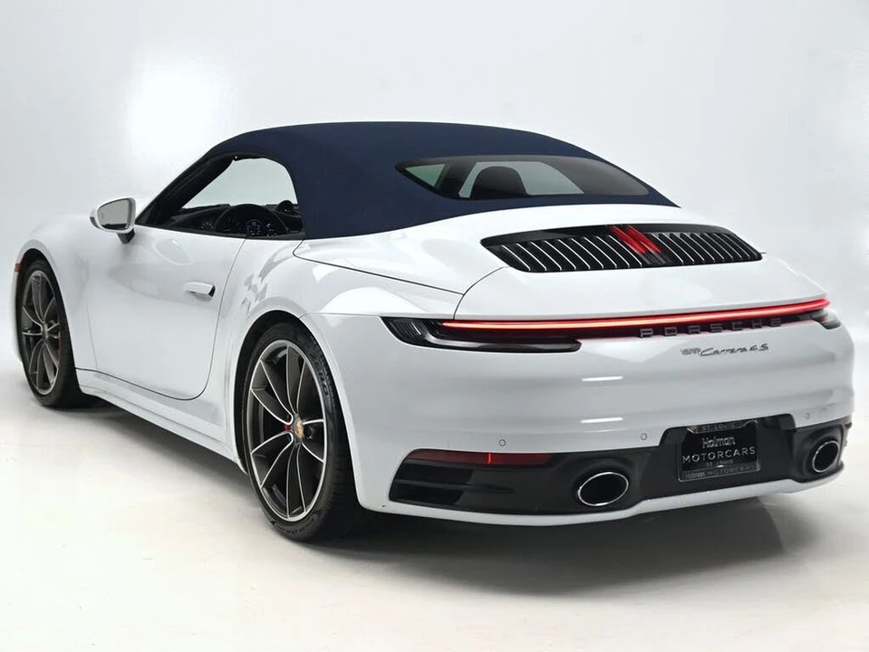 2020 Porsche 992 Carrera 4S - Image 5 of 31