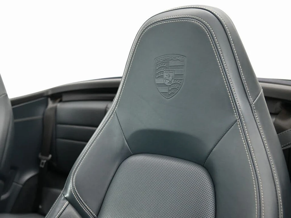 2020 Porsche 992 Carrera 4S - Image 22 of 31