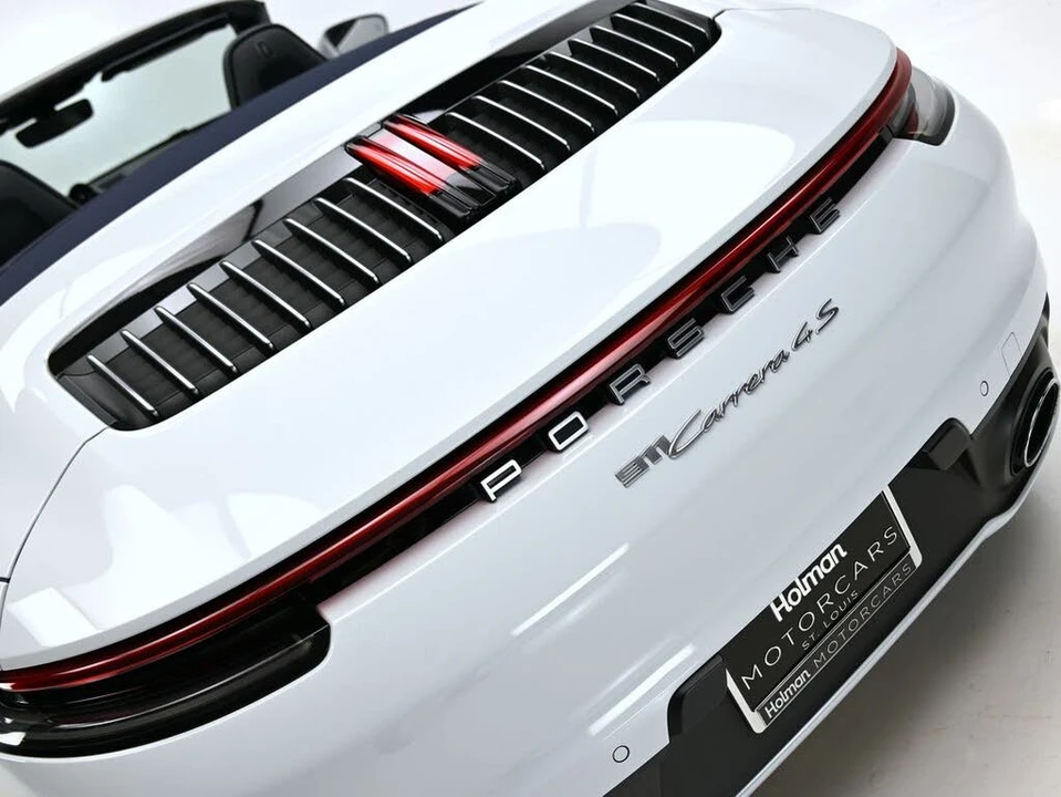 2020 Porsche 992 Carrera 4S - Image 29 of 31