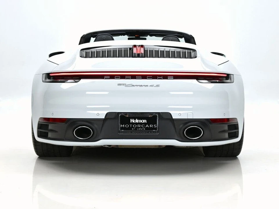 2020 Porsche 992 Carrera 4S - Image 6 of 31