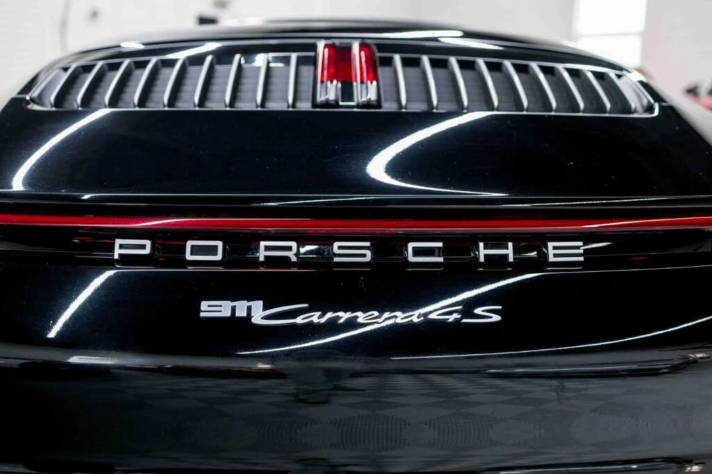 2020 Porsche 992 Carrera 4S - Image 23 of 31
