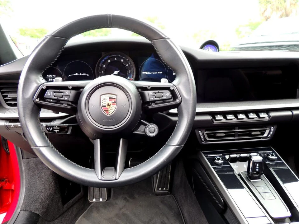 2020 Porsche 992 Carrera 4S - Image 24 of 31