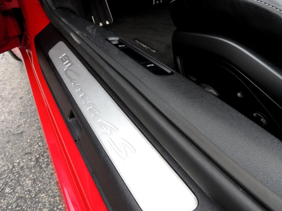 2020 Porsche 992 Carrera 4S - Image 20 of 31