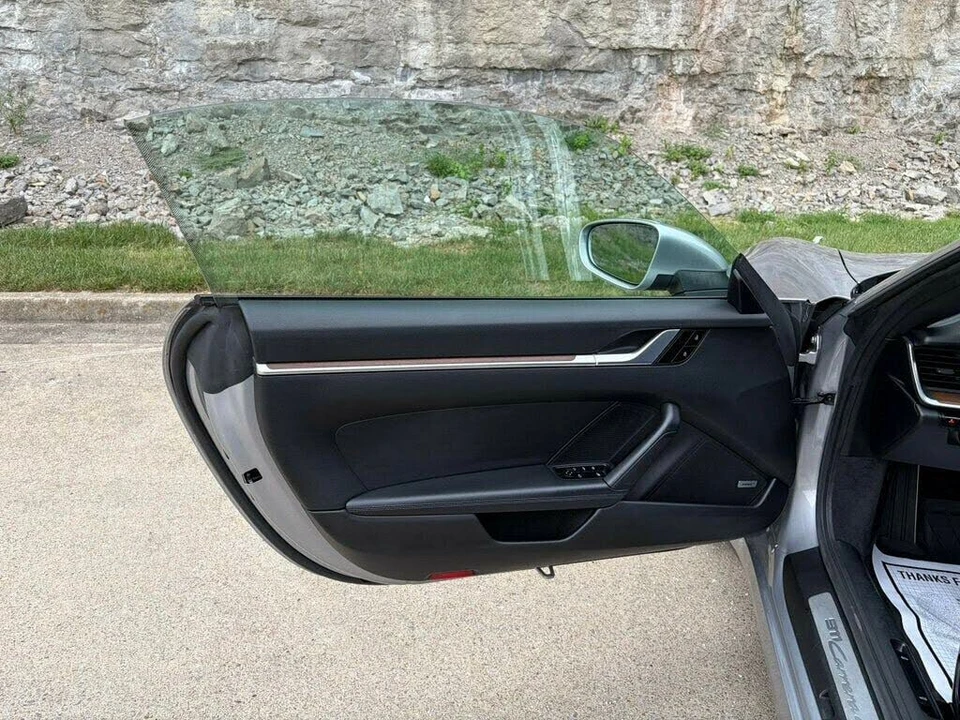 2020 Porsche 992 Carrera 4S - Image 9 of 31