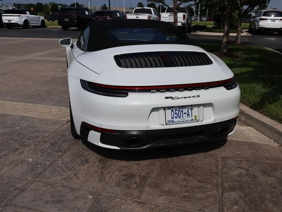 2020 Porsche 992 Carrera 4S - Image 11 of 17