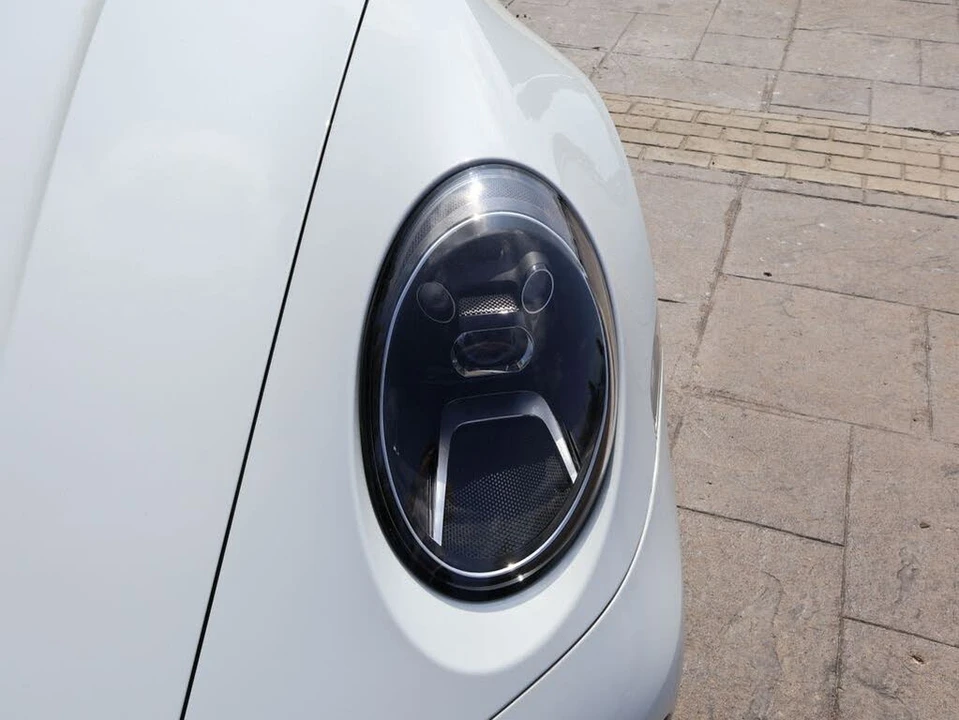 2020 Porsche 992 Carrera 4S - Image 6 of 17