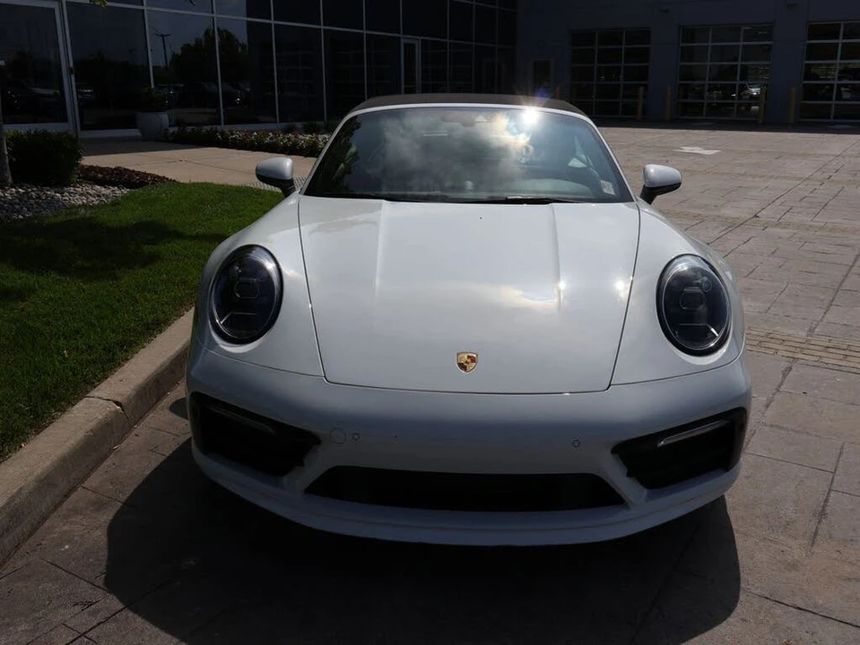 2020 Porsche 992 Carrera 4S - Image 3 of 17