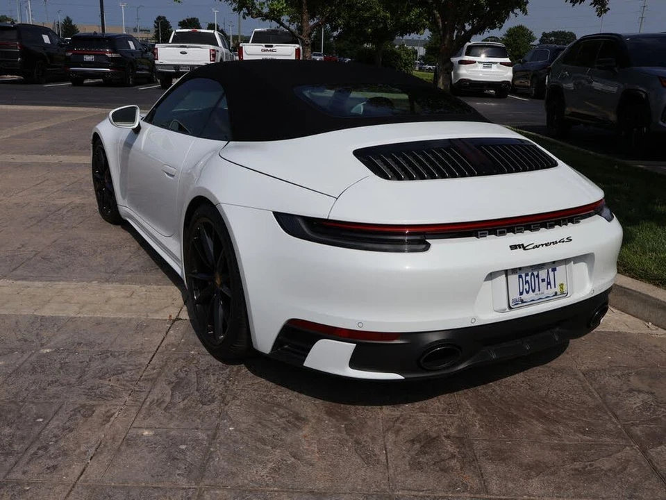 2020 Porsche 992 Carrera 4S - Image 10 of 17
