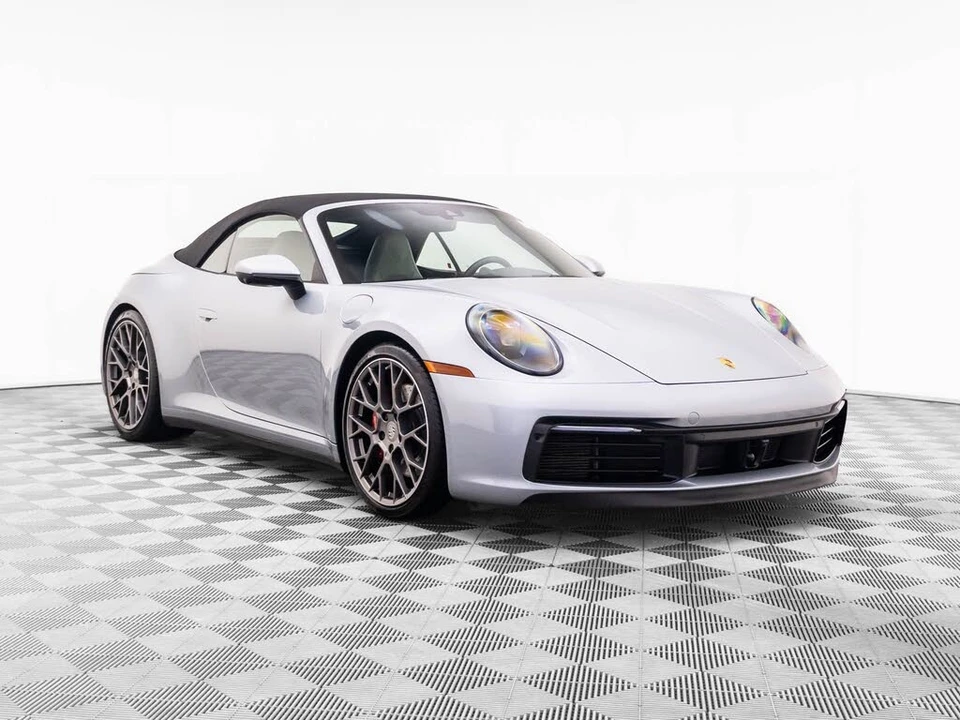 2020 Porsche 992 Carrera 4S - Image 6 of 31
