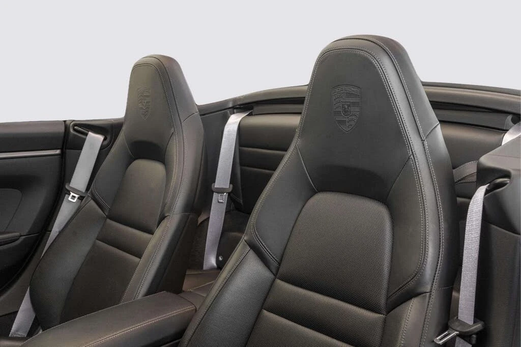 2020 Porsche 992 Carrera 4S - Image 22 of 31
