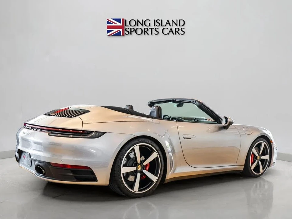 2020 Porsche 992 Carrera 4S - Image 12 of 31