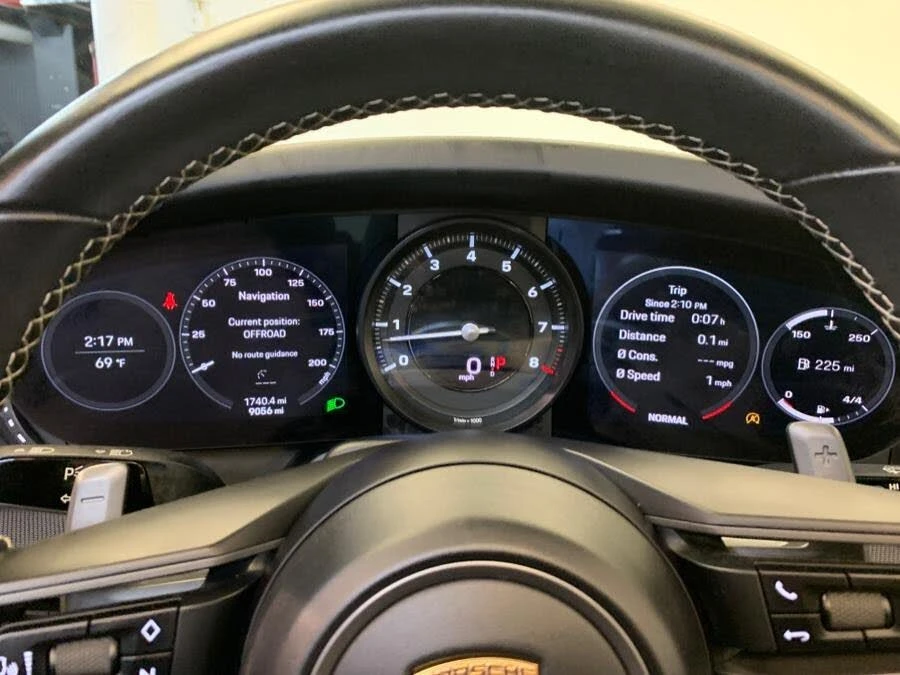2020 Porsche 992 Carrera 4S - Image 21 of 31