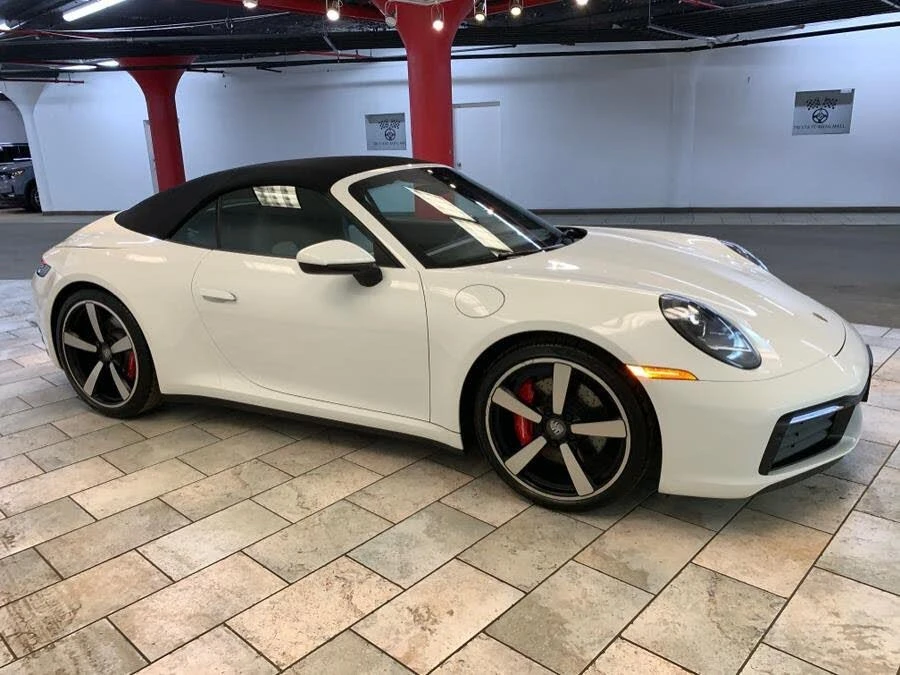 2020 Porsche 992 Carrera 4S - Image 9 of 31