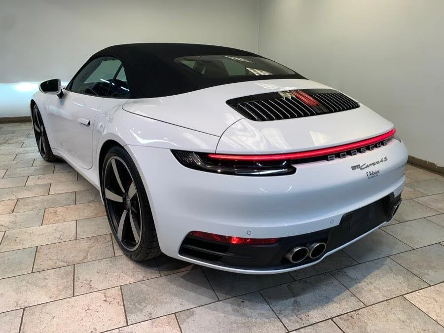 2020 Porsche 992 Carrera 4S - Image 14 of 31