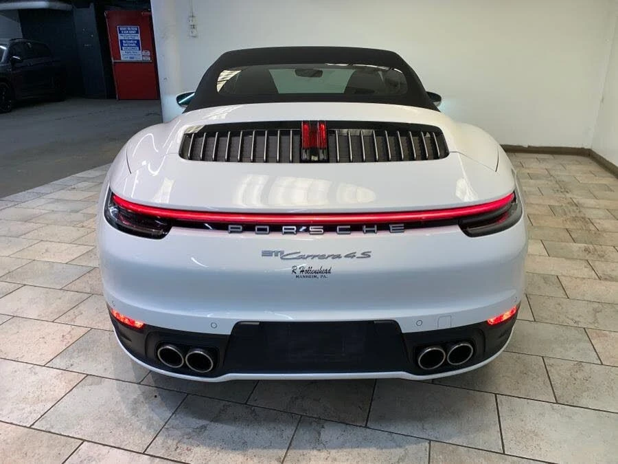 2020 Porsche 992 Carrera 4S - Image 15 of 31
