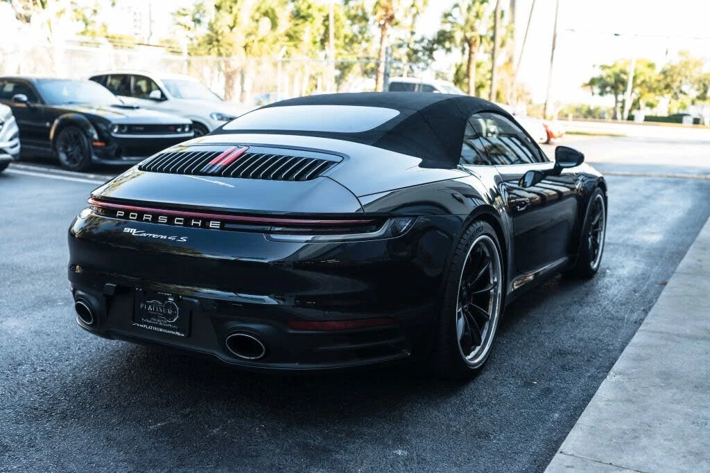 2020 Porsche 992 Carrera 4S - Image 14 of 31
