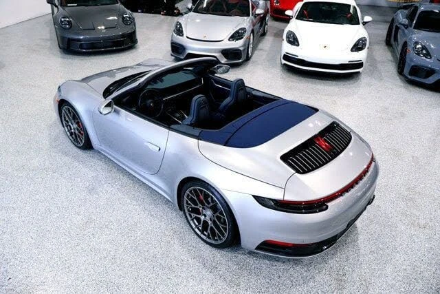 2020 Porsche 992 Carrera 4S - Image 16 of 31