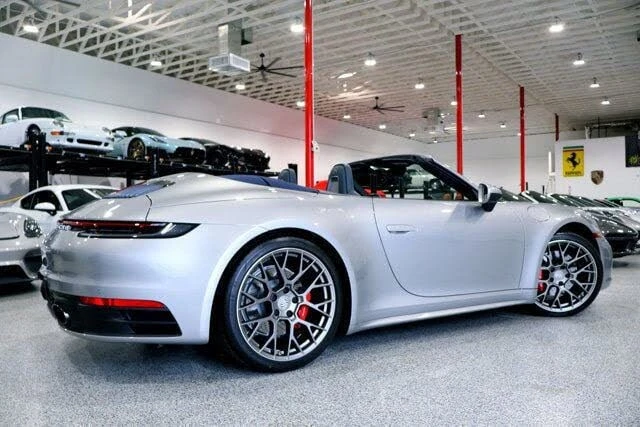 2020 Porsche 992 Carrera 4S - Image 20 of 31