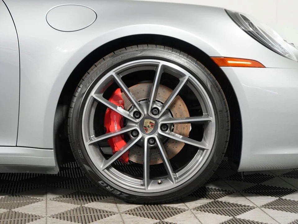 2020 Porsche 992 Carrera 4S - Image 23 of 31
