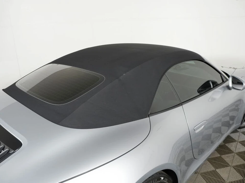2020 Porsche 992 Carrera 4S - Image 15 of 31