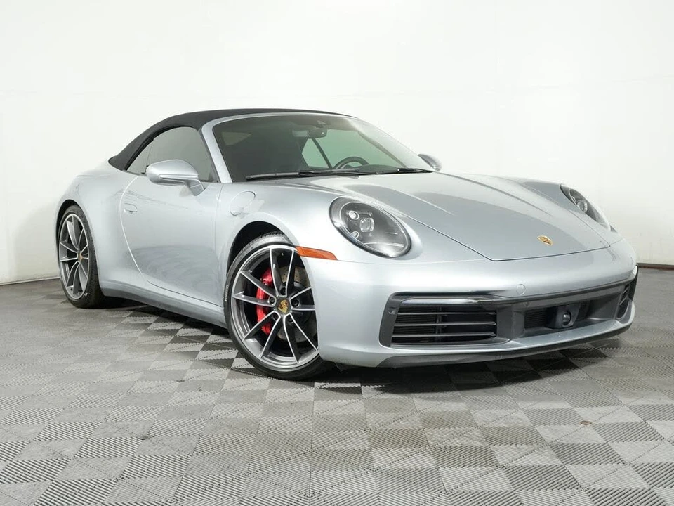 2020 Porsche 992 Carrera 4S - Image 12 of 31