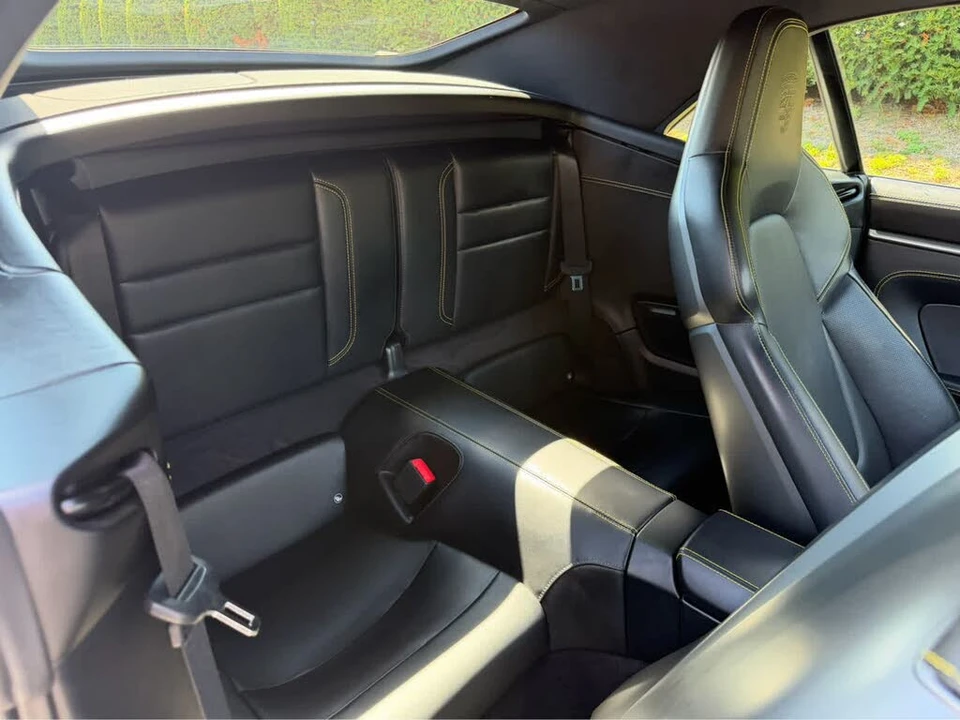 2020 Porsche 992 Carrera 4S - Image 26 of 31